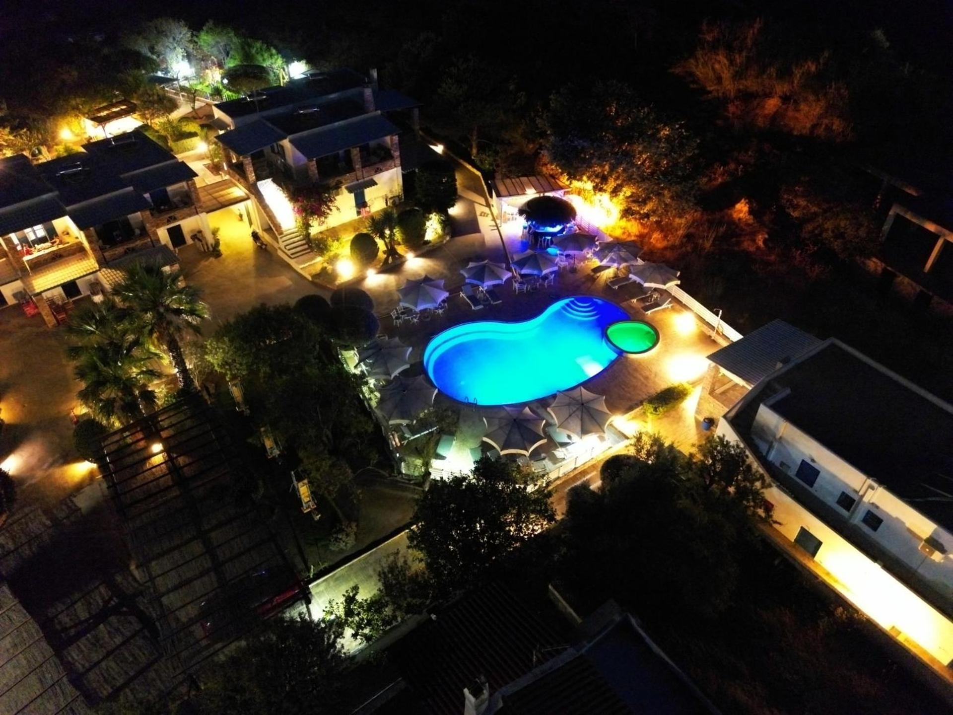 Apartahotel Anemousa